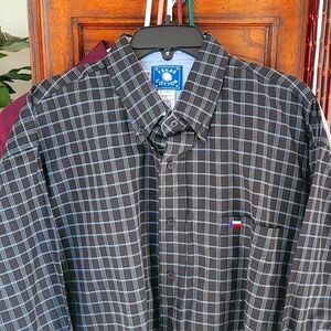 Texas Cotton Contemporary fit. Long Sleeve Button down shirt. Size XL Tall